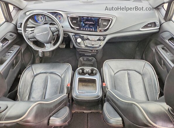 2C4RC1GG1KR705499 2019 CHRYSLER PACIFICA Gray Առջևի վահանակի տեսք