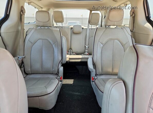 2C4RC1GG1LR156369 2020 CHRYSLER PACIFICA Gray უკანა სავარძლების ხედი