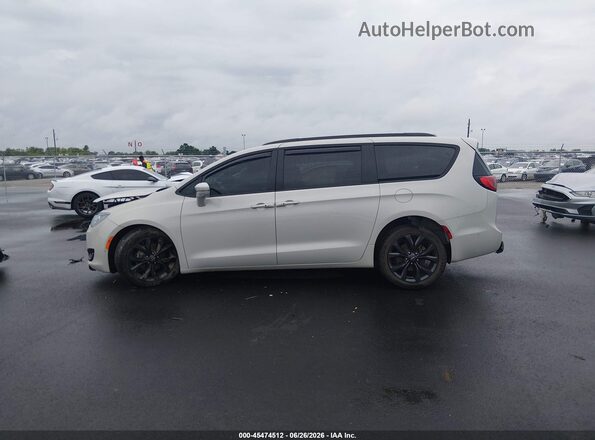 2C4RC1GG2LR124286 2020 CHRYSLER PACIFICA Белый Панорамный вид салона 360°