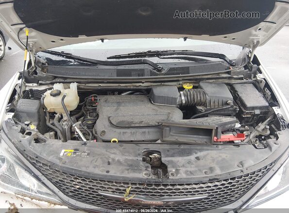 2C4RC1GG2LR124286 2020 CHRYSLER PACIFICA Белый Вид сзади