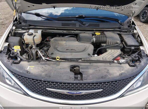 2C4RC1GG2LR140830 2020 CHRYSLER PACIFICA White Вид ззаду