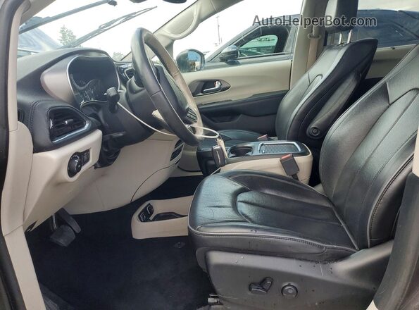 2C4RC1GG3KR597810 2019 CHRYSLER PACIFICA Gray Widok wnętrza z przodu