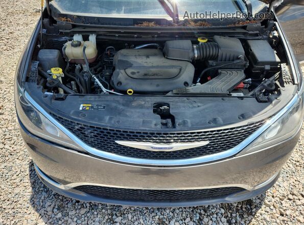 2C4RC1GG3LR284158 2020 CHRYSLER PACIFICA Gray Widok komory silnika