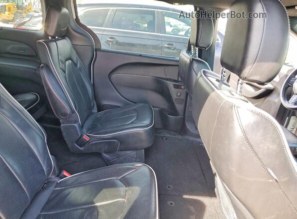 2C4RC1GG4JR310893 2018 CHRYSLER PACIFICA White უკანა სალონის ხედი