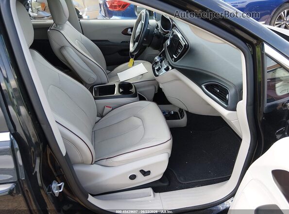 2C4RC1GG4LR163140 2020 CHRYSLER PACIFICA Черный Вид салона спереди