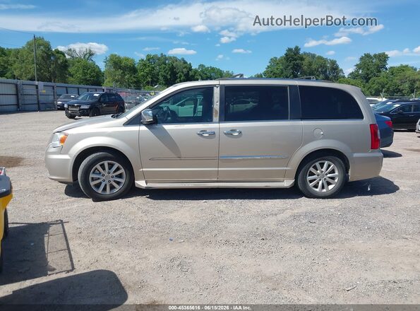 2C4RC1GG5GR207068 2016 CHRYSLER TOWN & COUNTRY Коричневый 