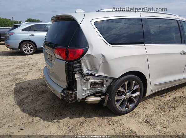 2C4RC1GG5HR553798 2017 CHRYSLER PACIFICA White Vista frontal