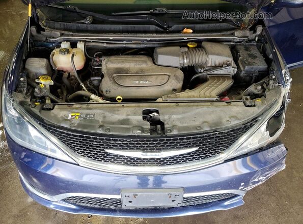 2C4RC1GG5HR607942 2017 CHRYSLER PACIFICA Blue Вид підкапотного простору