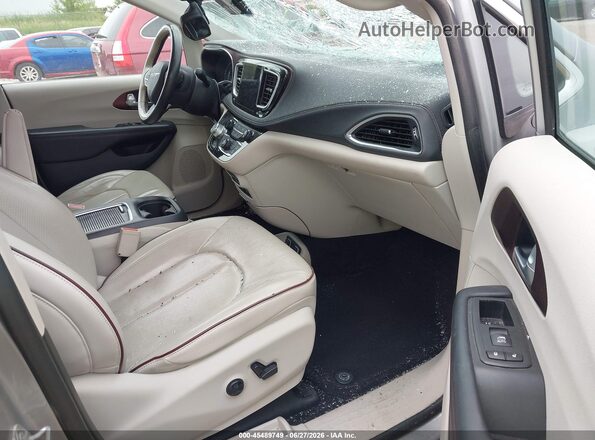 2C4RC1GG5HR620108 2017 CHRYSLER PACIFICA Silver წინა სალონის ხედი