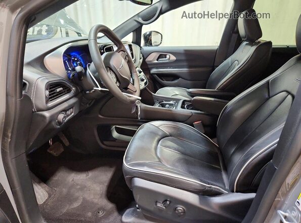 2C4RC1GG5SR553825 2025 CHRYSLER PACIFICA Gray Вид салону спереду
