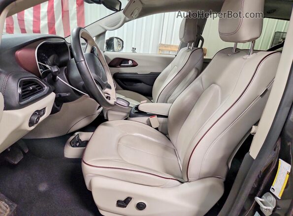 2C4RC1GG6HR785892 2017 CHRYSLER PACIFICA Black Սալոնի դիմացի տեսք