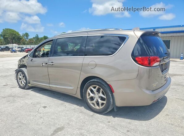 2C4RC1GG6JR175027 2018 CHRYSLER PACIFICA Бежевый Задняя левая четверть