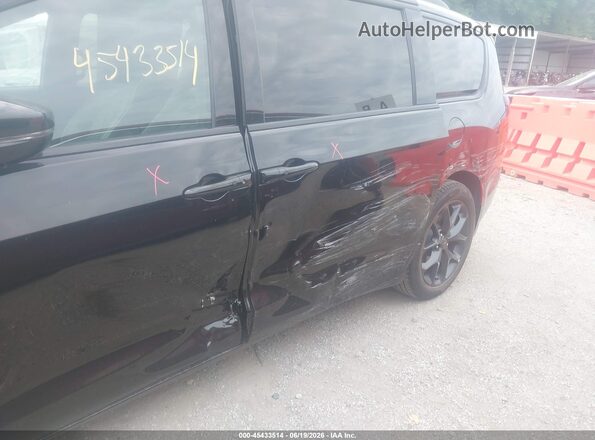 2C4RC1GG6VR552395 2027 CHRYSLER PACIFICA Black Widok z przodu