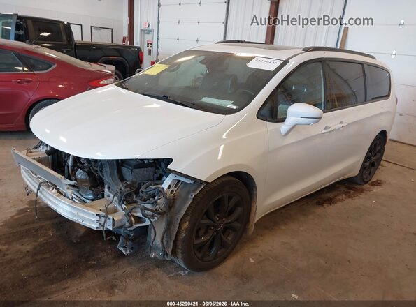 2C4RC1GG7LR134098 2020 CHRYSLER PACIFICA White Front left