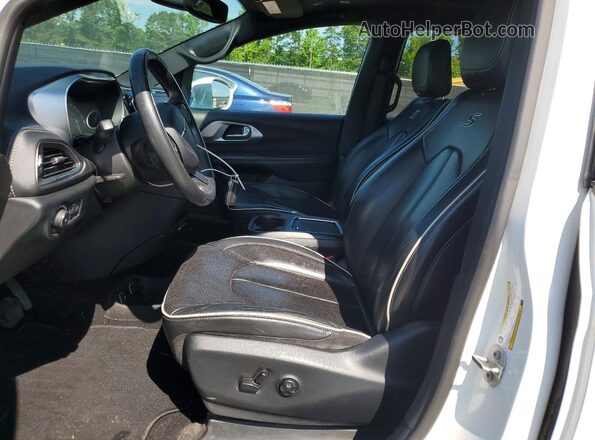 2C4RC1GG7LR177226 2020 CHRYSLER PACIFICA White Widok wnętrza z przodu