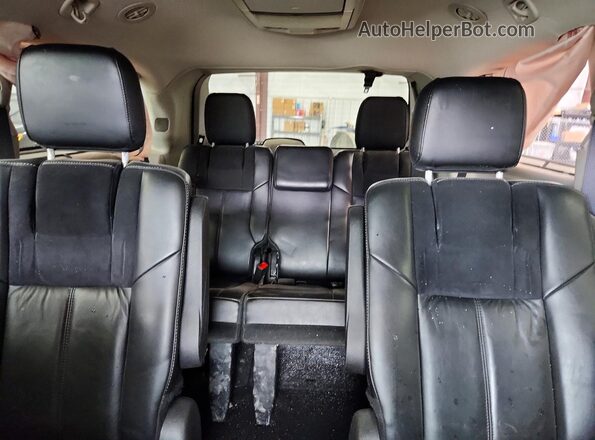 2C4RC1GG8GR104520 2016 CHRYSLER TOWN Black Հետևի նստատեղերի տեսք
