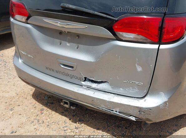 2C4RC1GG8HR533125 2017 CHRYSLER PACIFICA Silver Front view