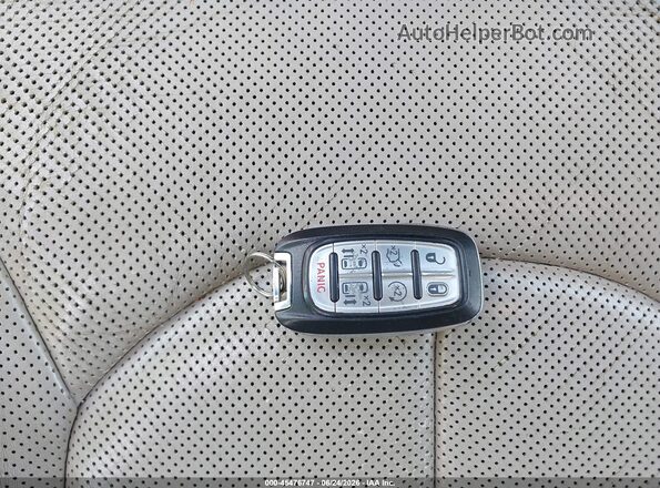 2C4RC1GG8HR533125 2017 CHRYSLER PACIFICA Silver Dashboard view