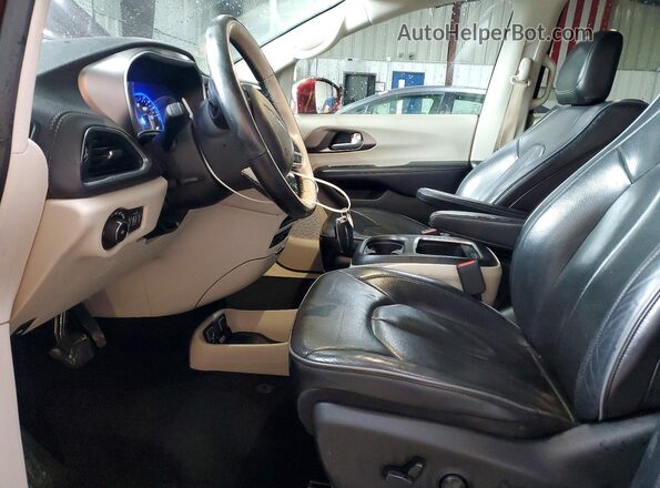 2C4RC1GG8JR252013 2018 CHRYSLER PACIFICA Maroon წინა სალონის ხედი
