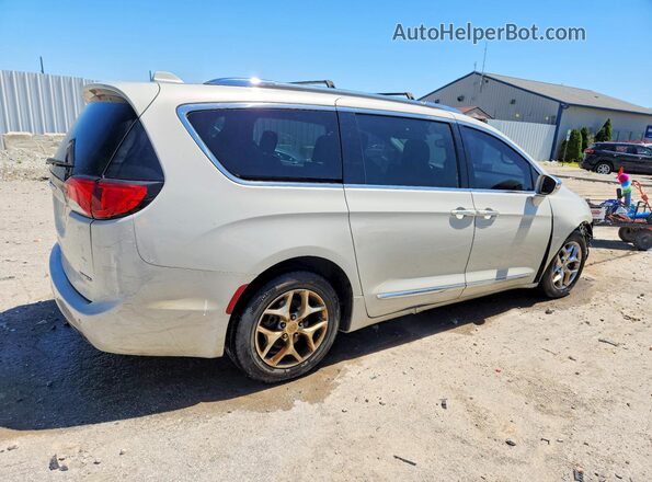 2C4RC1GG9HR656741 2017 CHRYSLER PACIFICA Beige 