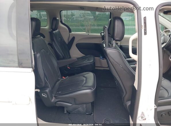 2C4RC1GG9HR660353 2017 CHRYSLER PACIFICA White Widok naklejki z numerem VIN