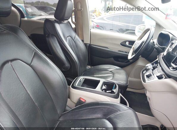 2C4RC1GG9LR272676 2020 CHRYSLER PACIFICA White Vista interior delantera
