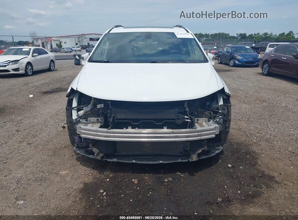 2C4RC1GGXHR754385 2017 CHRYSLER PACIFICA White Vista interior trasera