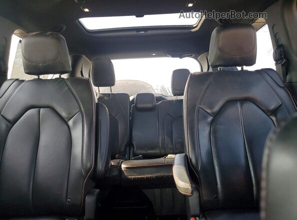 2C4RC1GGXLR122429 2020 CHRYSLER PACIFICA White Widok tylnych siedzeń