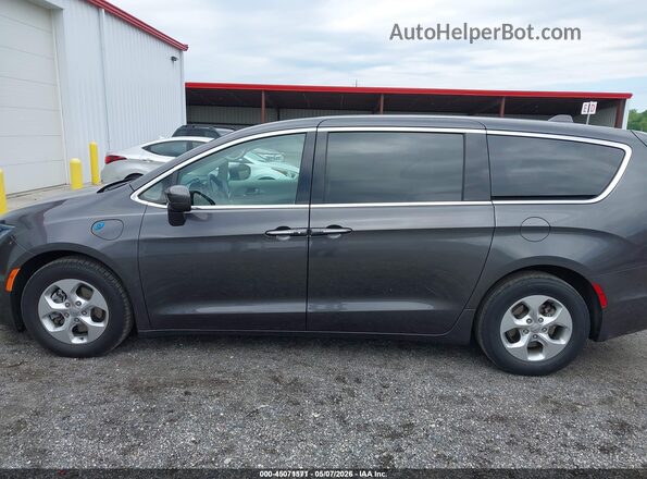 2C4RC1H70HR765071 2017 CHRYSLER PACIFICA Gray 