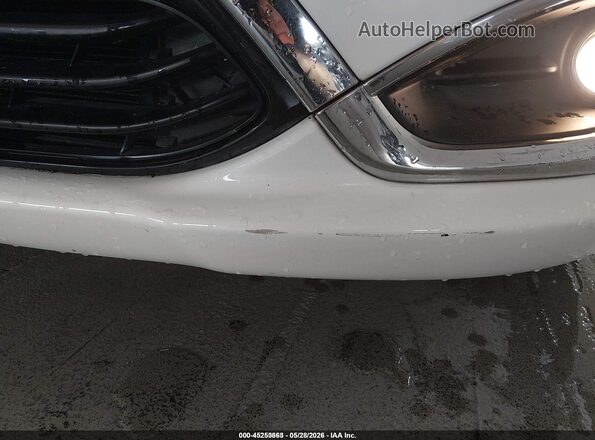 2C4RC1H71JR306914 2018 CHRYSLER PACIFICA White 