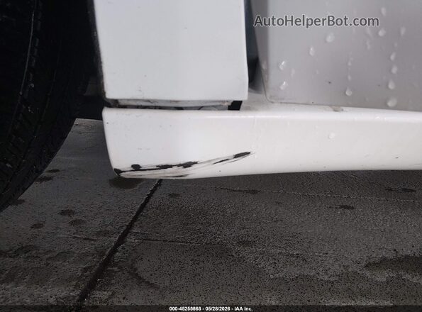 2C4RC1H71JR306914 2018 CHRYSLER PACIFICA White 