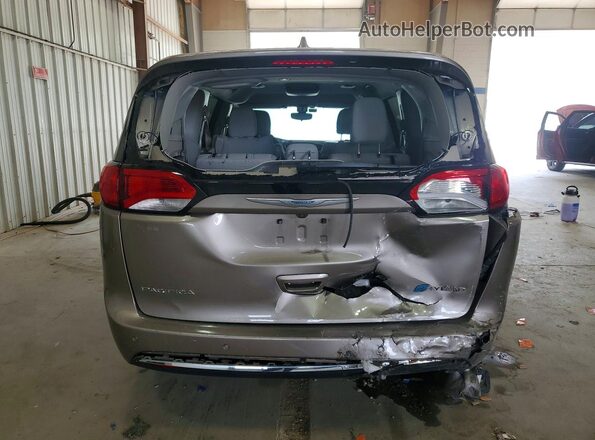 2C4RC1H72JR126972 2018 CHRYSLER PACIFICA Gray Հետևի տեսք