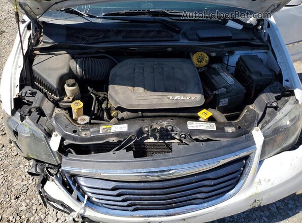 2C4RC1HG3GR191399 2016 CHRYSLER TOWN White Widok komory silnika