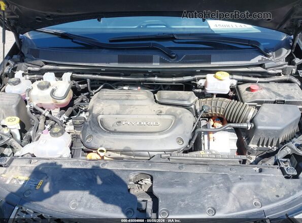 2C4RC1L72NR222050 2022 CHRYSLER PACIFICA Черный Вид сзади