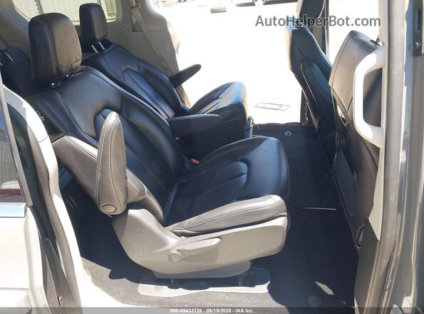 2C4RC1L74PR618287 2023 CHRYSLER PACIFICA Gray Вид наклейки з VIN-кодом