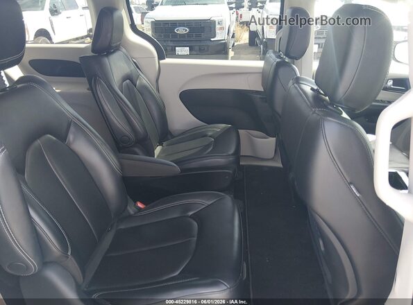 2C4RC1L75PR572761 2023 CHRYSLER PACIFICA White 