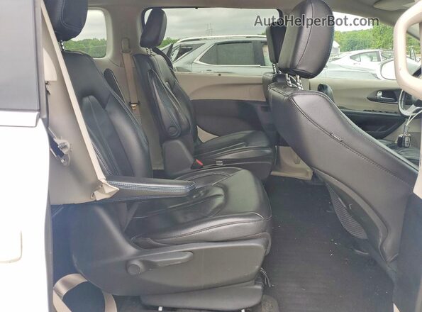 2C4RC1L77MR599343 2021 CHRYSLER PACIFICA White Rear interior view
