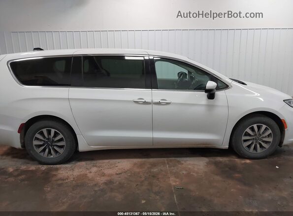2C4RC1L77PR558876 2023 CHRYSLER PACIFICA White 