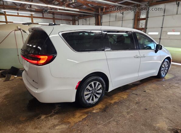 2C4RC1L77PR618395 2023 CHRYSLER PACIFICA Белый Задняя правая четверть