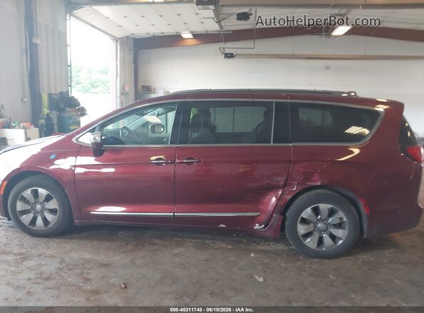 2C4RC1N71JR113067 2018 CHRYSLER PACIFICA Red 360 interior view