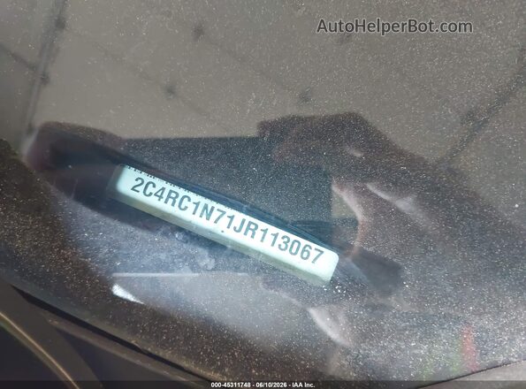 2C4RC1N71JR113067 2018 CHRYSLER PACIFICA Red Engine compartment view