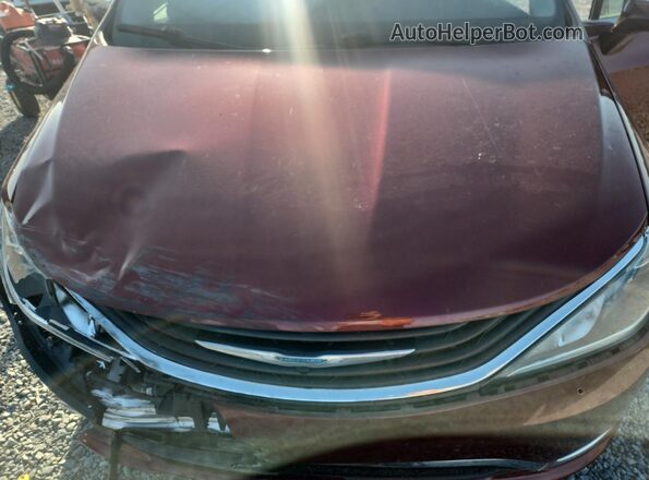 2C4RC1N71KR705912 2019 CHRYSLER PACIFICA Red Engine compartment view