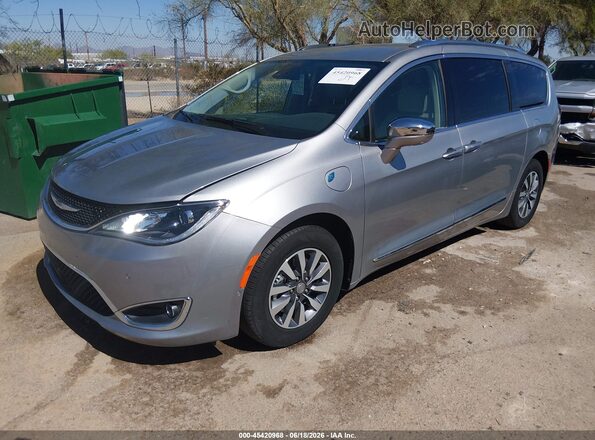 2C4RC1N76LR113648 2020 CHRYSLER PACIFICA Серебряный Передняя левая четверть