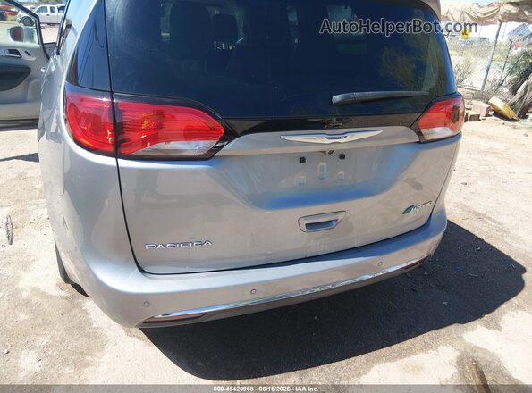 2C4RC1N76LR113648 2020 CHRYSLER PACIFICA Серебряный Вид спереди