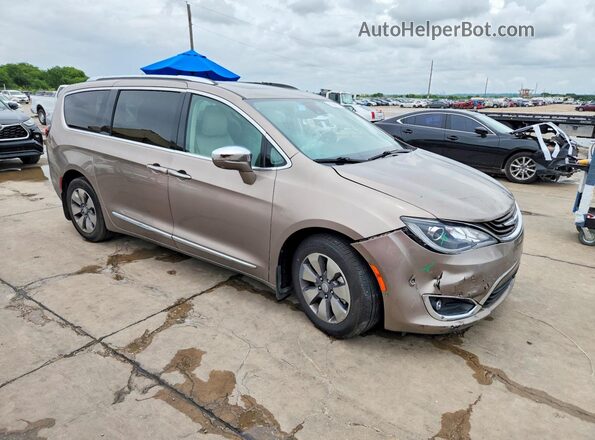 2C4RC1N77JR105569 2018 CHRYSLER PACIFICA Tan Delantero derecho