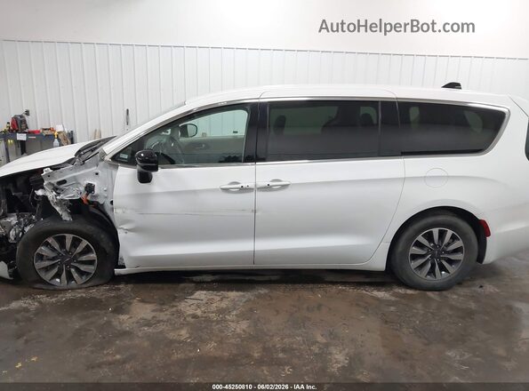 2C4RC1S71RR153469 2024 CHRYSLER PACIFICA White Панорамний вид салону 360°