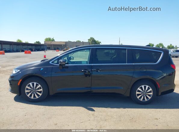 2C4RC1S72RR137796 2024 CHRYSLER PACIFICA Black 