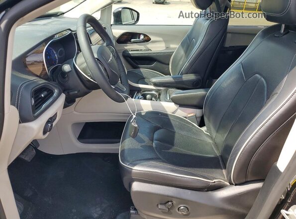 2C4RC1S75PR622687 2023 CHRYSLER PACIFICA Black Вид салону спереду