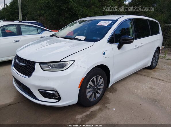 2C4RC1S78RR115091 2024 CHRYSLER PACIFICA White 