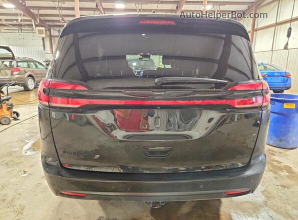 2C4RC3BG5NR238417 2022 CHRYSLER PACIFICA Black უკანა ხედი